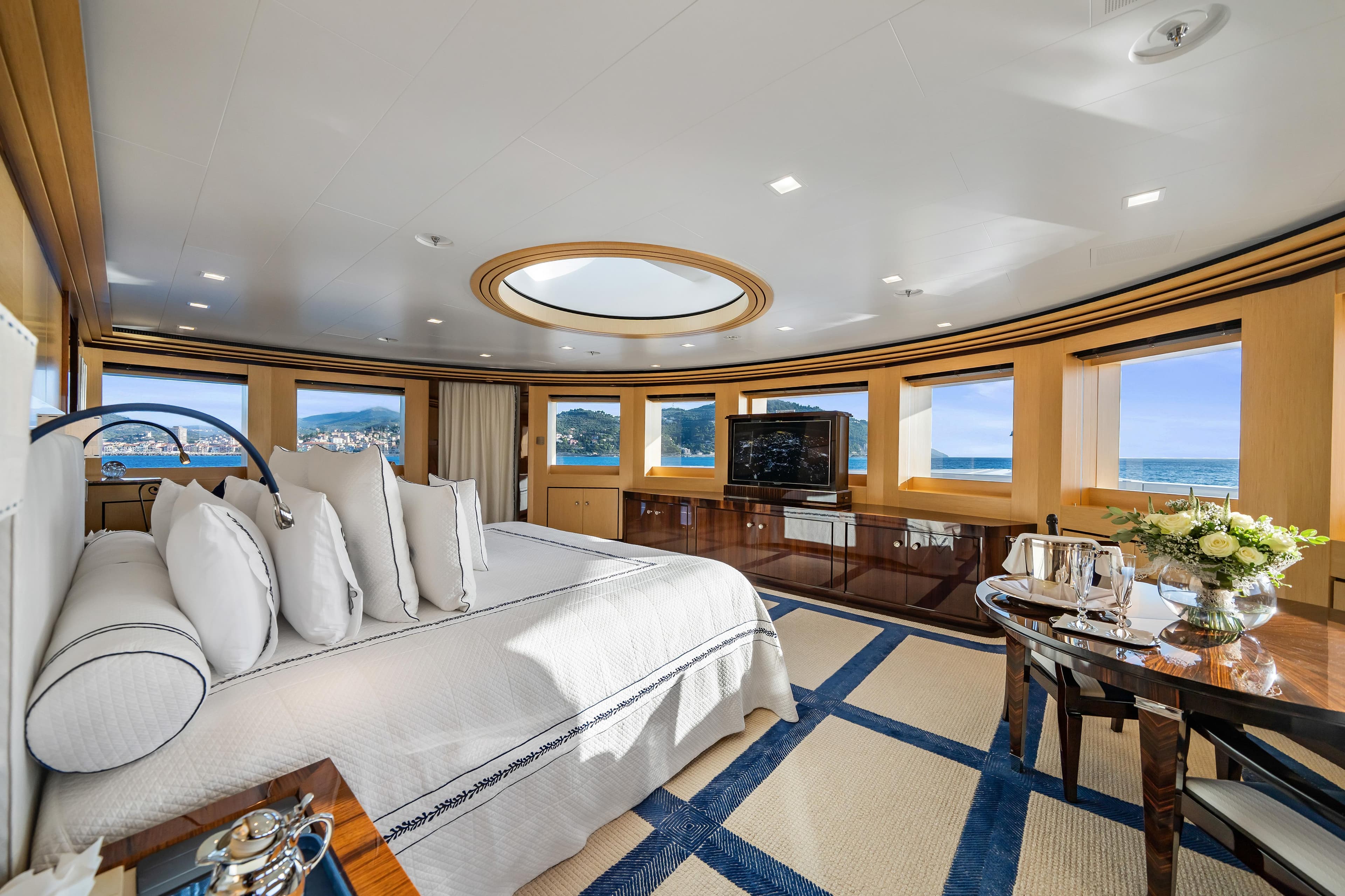AXIOMA luxury accommodations